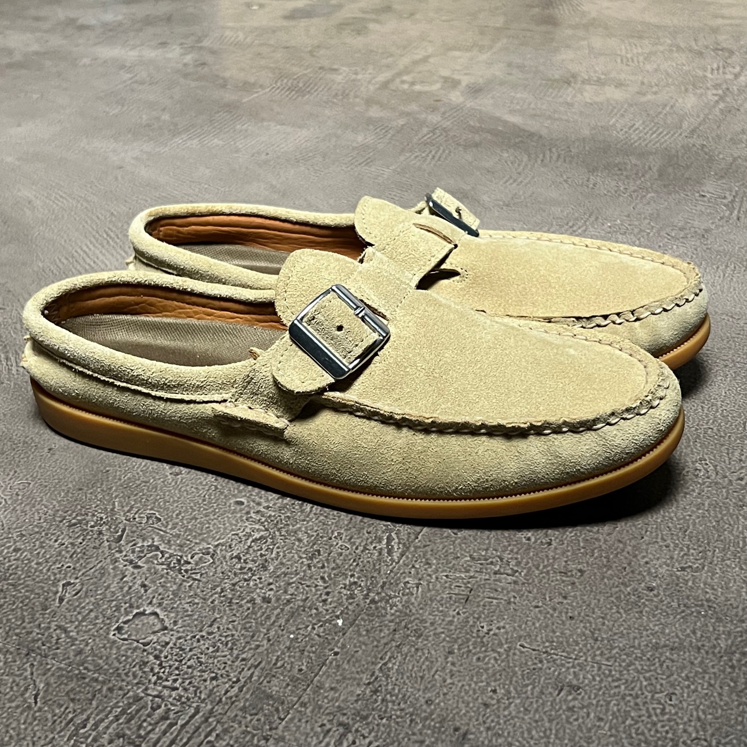 Easy Buckle Moc