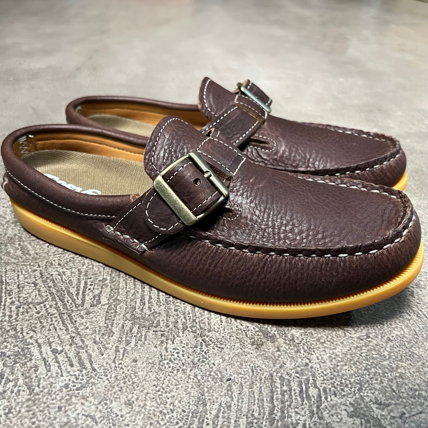 Easy Buckle Moc