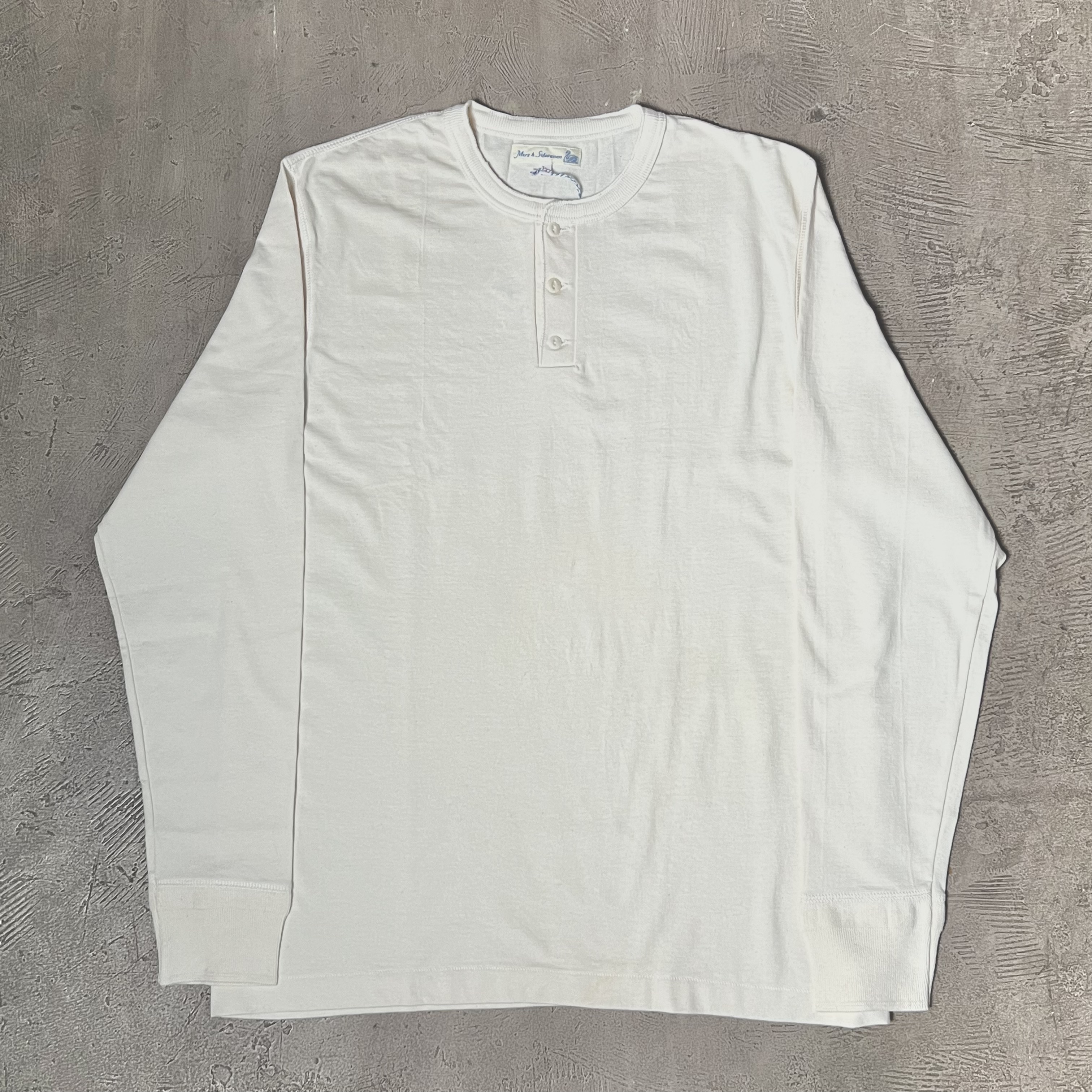 #204 Henley Neck